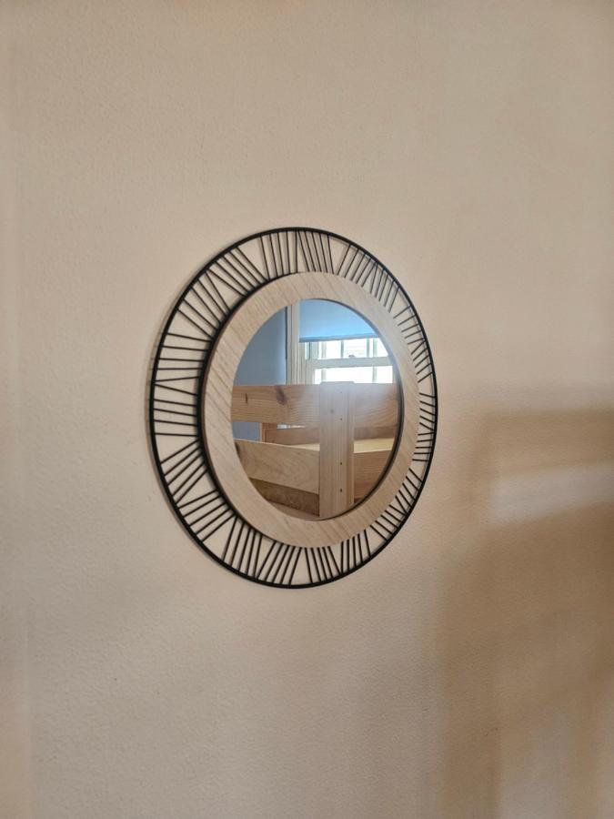 Habitacion Amplia Y Centrica En Piso Compartido А-Корунья Екстер'єр фото