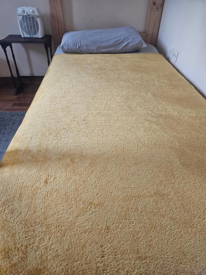 Habitacion Amplia Y Centrica En Piso Compartido А-Корунья Екстер'єр фото